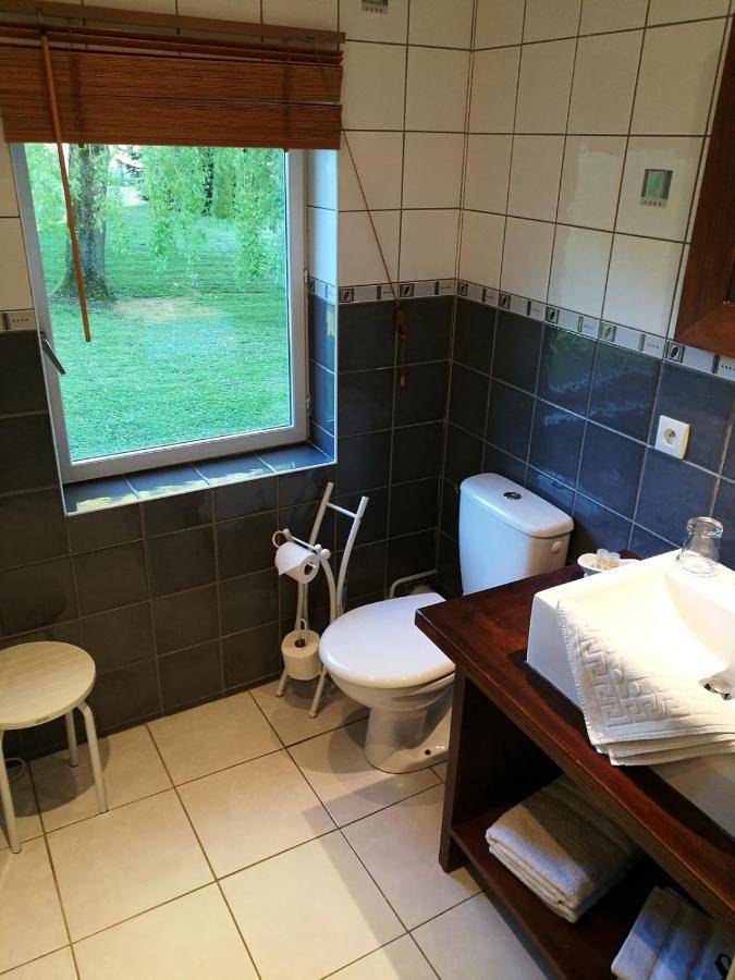 Pont-Évêque Le Vieux Pressoir B&B 외부 사진