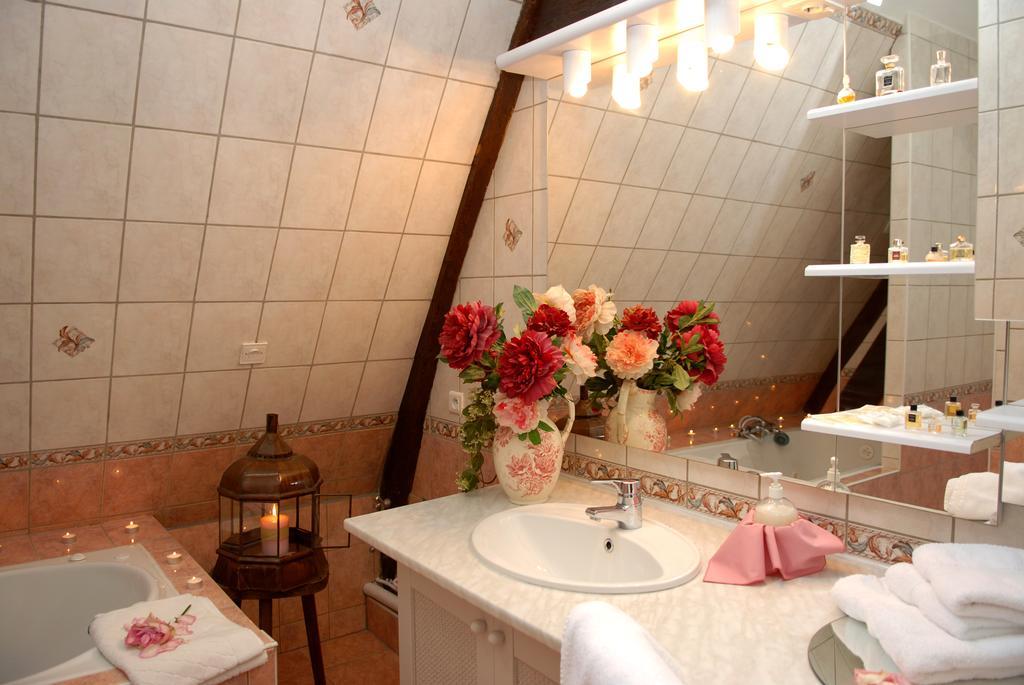 Pont-Évêque Le Vieux Pressoir B&B 외부 사진